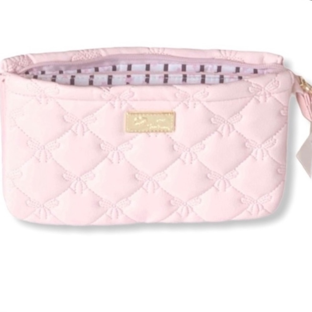 Luv Betsey- Betsey Johnson Double Pouch Soft Quilted Darling Wristlet / Bag Pink - Picture 6 of 9